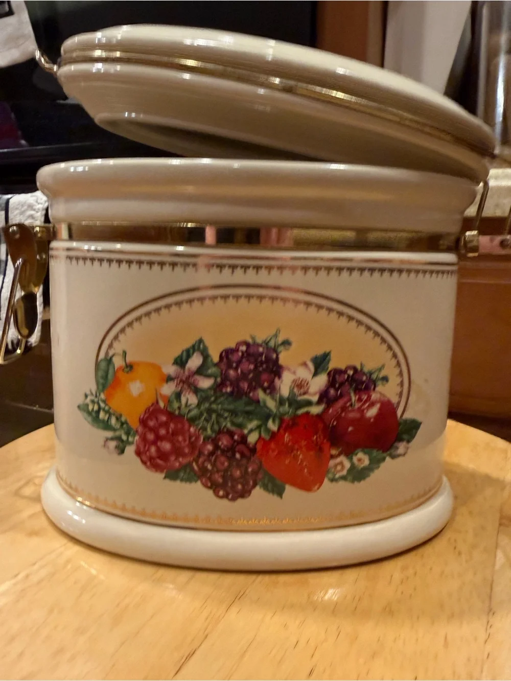 Vintage Knott’s Berry Farm Foods Fruit-Print Kitchen Storage Canister
